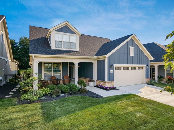 5195 Bluffton Way , Delaware, OH 43015