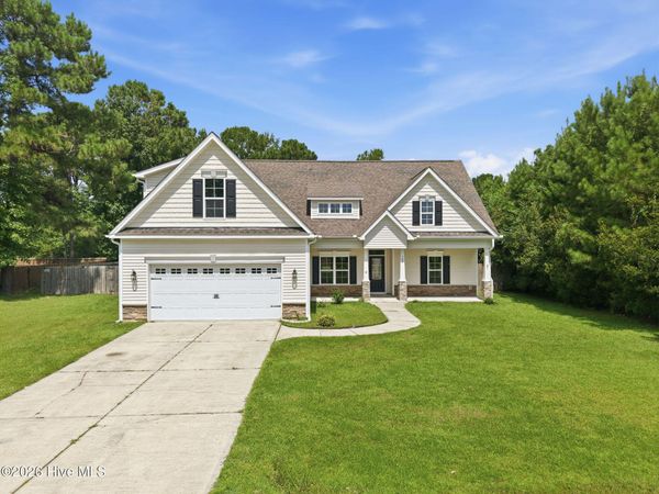 108 Bellchase Drive , Jacksonville, NC 28540