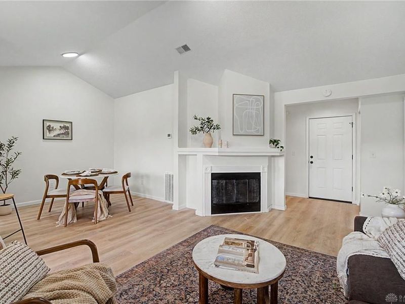 1060 Captains Bridge, Washington Township, OH 45458 Photo 13