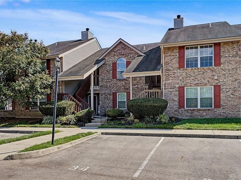1060 Captains Bridge, Washington Township, OH 45458 Photo 5