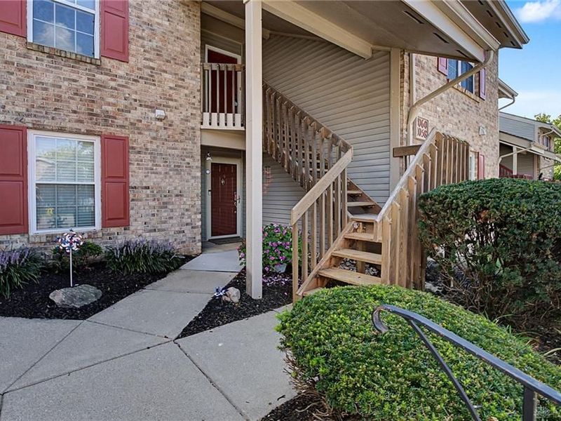 1060 Captains Bridge, Washington Township, OH 45458 Photo 7
