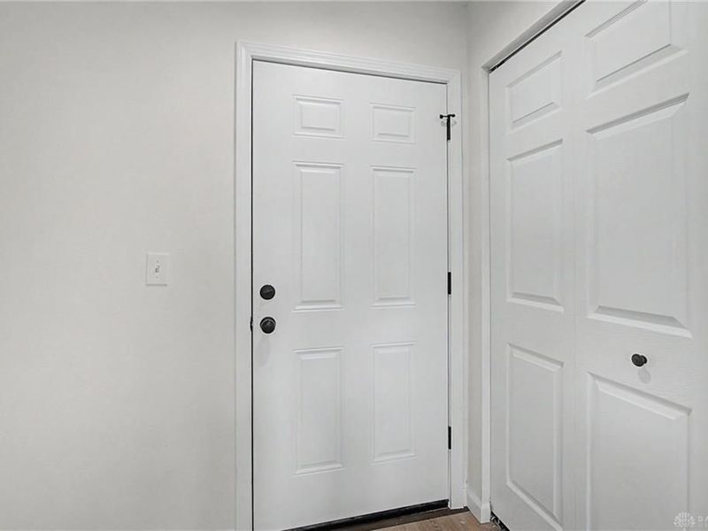 1060 Captains Bridge, Washington Township, OH 45458 Photo 9