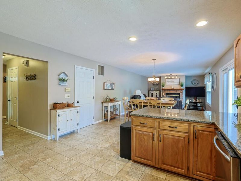355 Mecca Drive, Vandalia, OH 45377 Photo 16