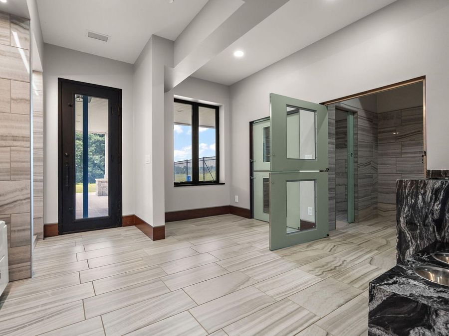 Property Image 82