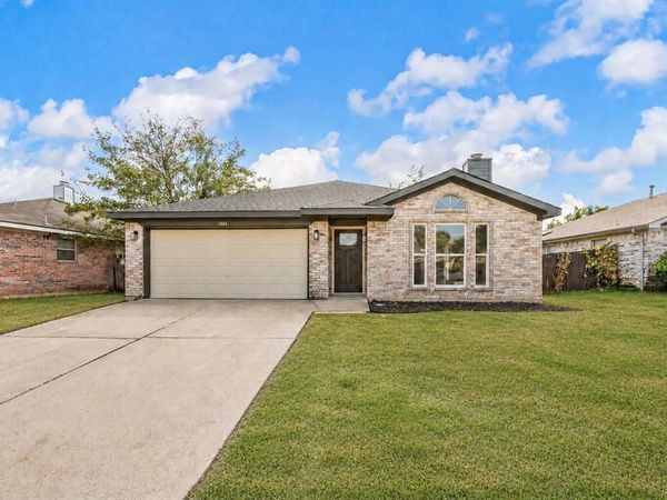 1804 Canyon Ridge Street , Fort Worth, TX 76131