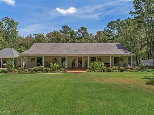 8602 Springwood Road, Shreveport, LA 71129