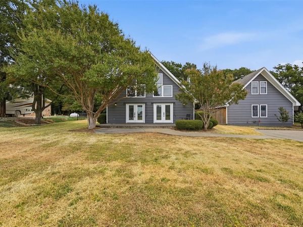 103 Pontiac Drive , Gainesville, TX 76240