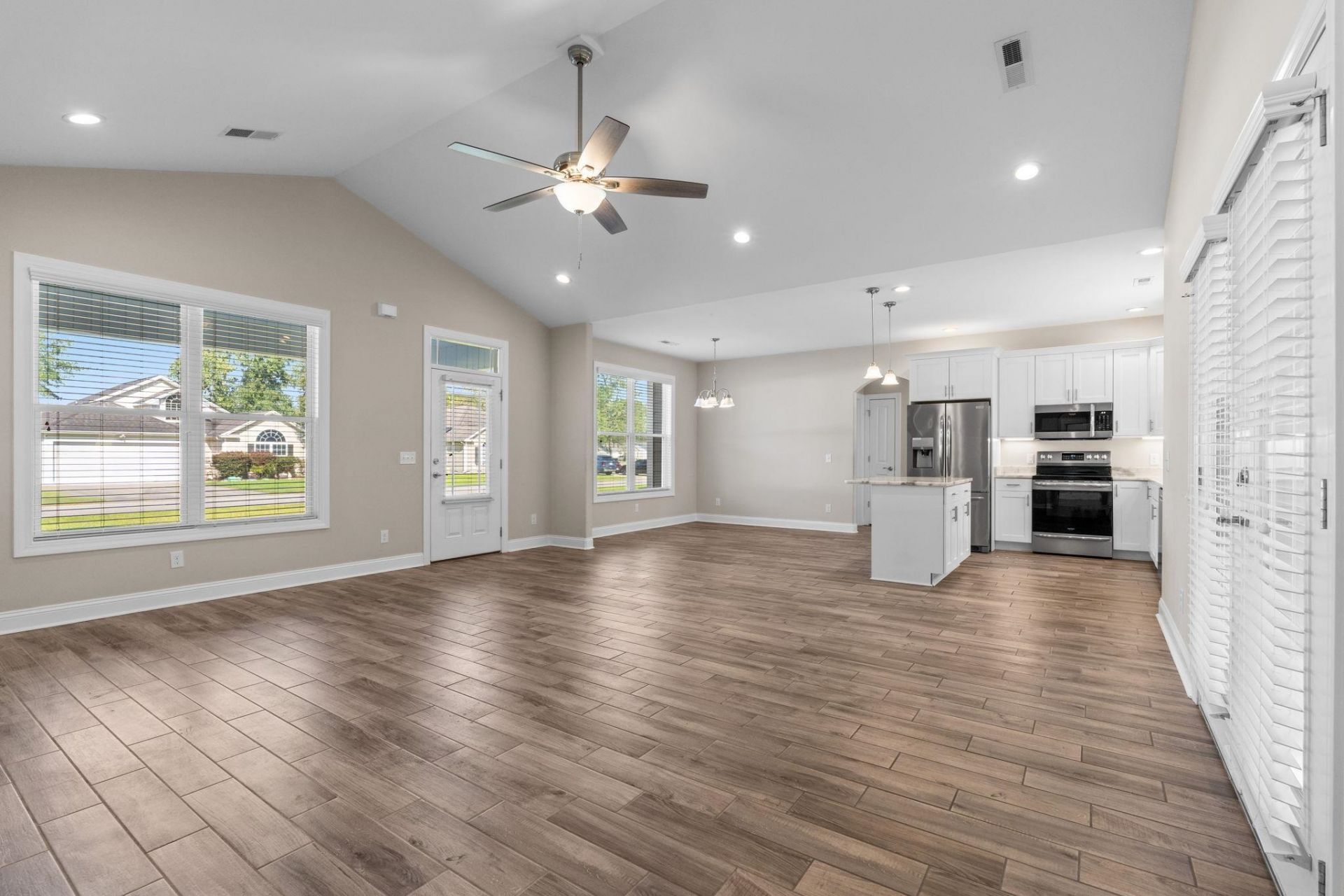 141 Lions Paw Ct. Photo 10