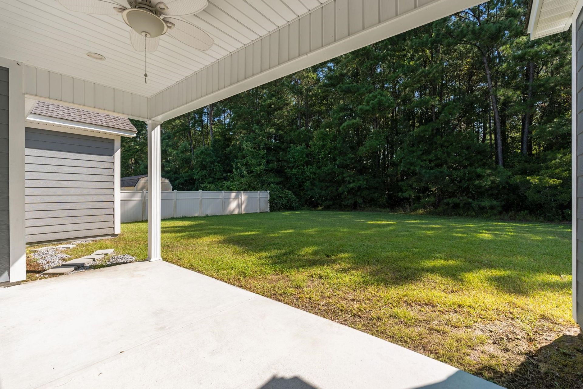 141 Lions Paw Ct. Photo 32