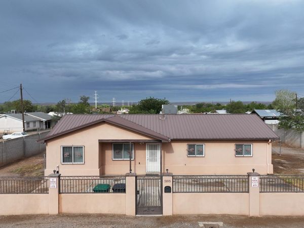 5105 5th Street SW, Albuquerque, NM 87105