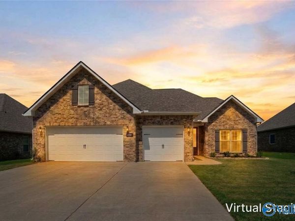 29581 NW Limestone Creek Way NW, Harvest, AL 35749