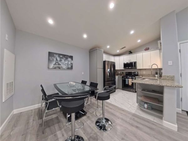 5415 W Harmon Avenue , Unit 2137, Las Vegas, NV 89103