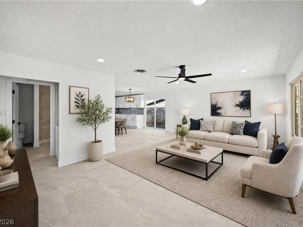 4378 Swandale Avenue , Las Vegas, NV 89121