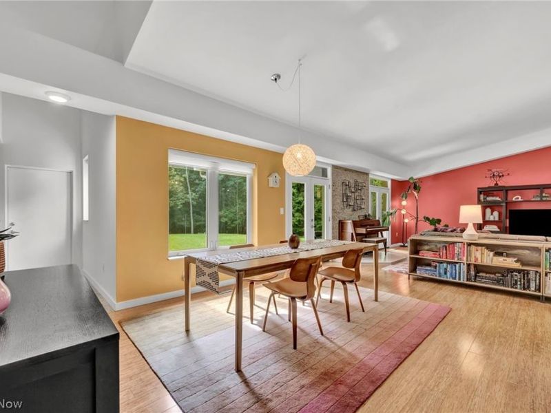 8365 Whitewood Road, Brecksville, OH 44141 Photo 20