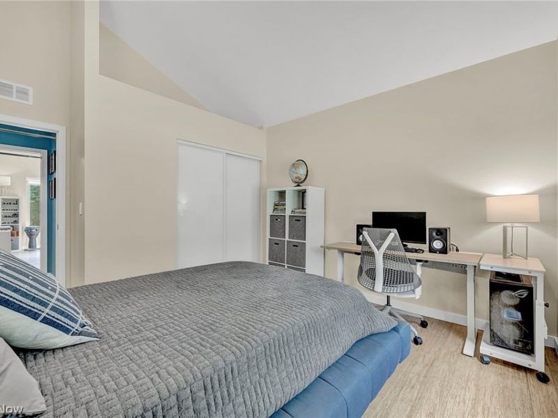 8365 Whitewood Road, Brecksville, OH 44141 Photo 30
