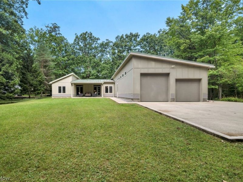 8365 Whitewood Road, Brecksville, OH 44141 Photo 32