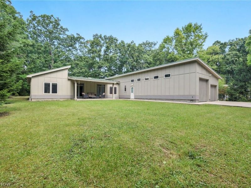 8365 Whitewood Road, Brecksville, OH 44141 Photo 33