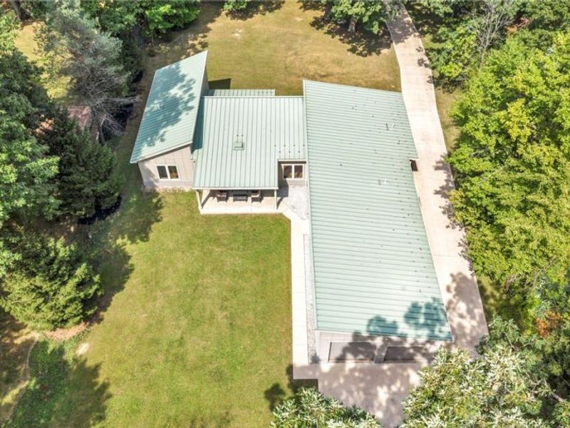 8365 Whitewood Road, Brecksville, OH 44141 Photo 40