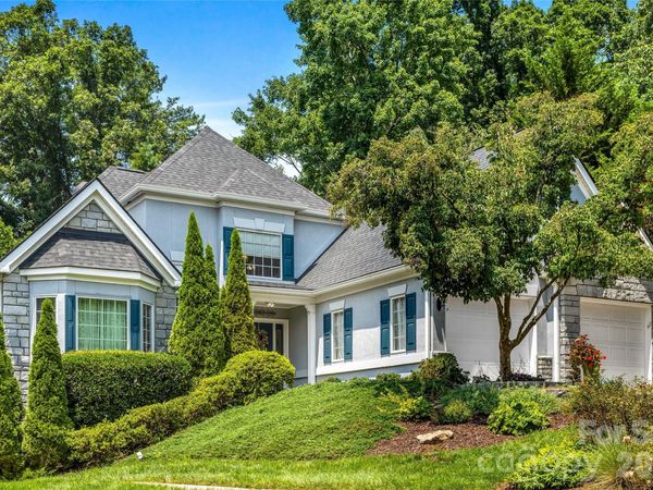 11 Tiverton Lane , Asheville, NC 28803