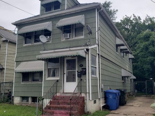 482 Rahway Avenue, Woodbridge, NJ 07095