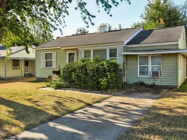 520 E Ercoupe Drive, Midwest City, OK 73110