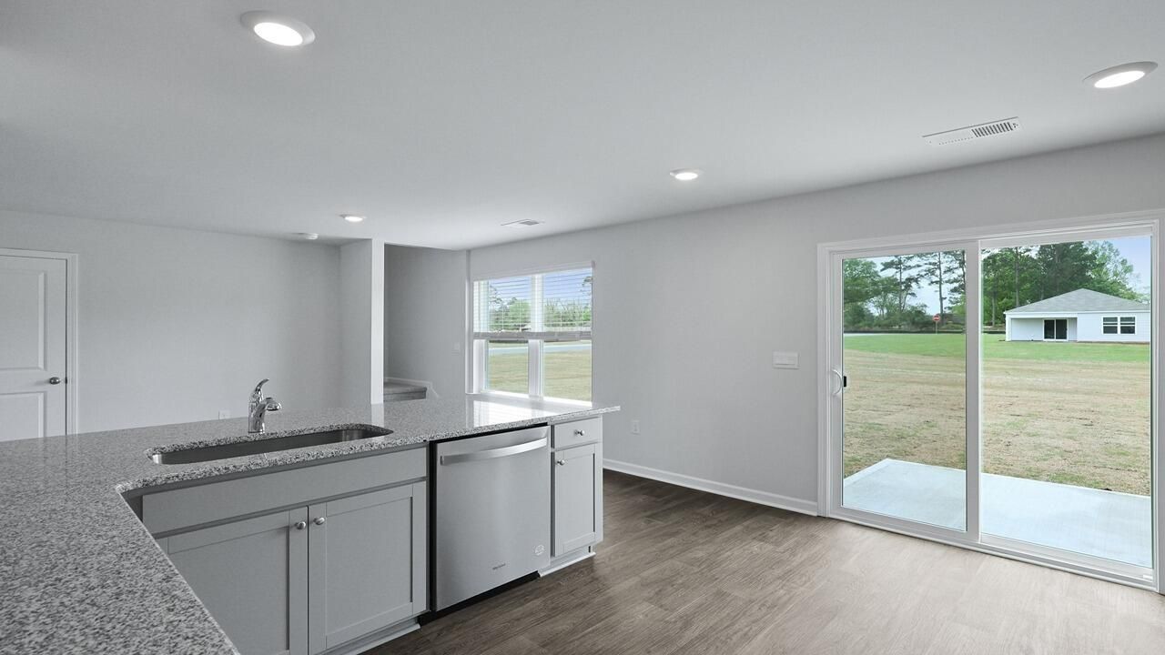 1049 Laurel Oaks Drive Photo 14