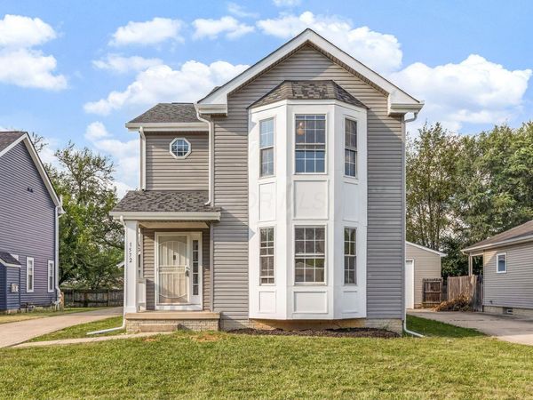 1572 Hanford Street , Columbus, OH 43206