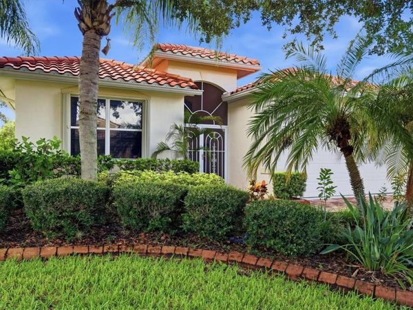 4238 65TH TERRACE E, SARASOTA, FL 34243