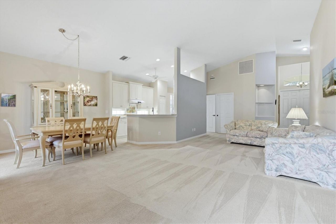 4238 65th Terrace E, Sarasota, FL 34243 Photo