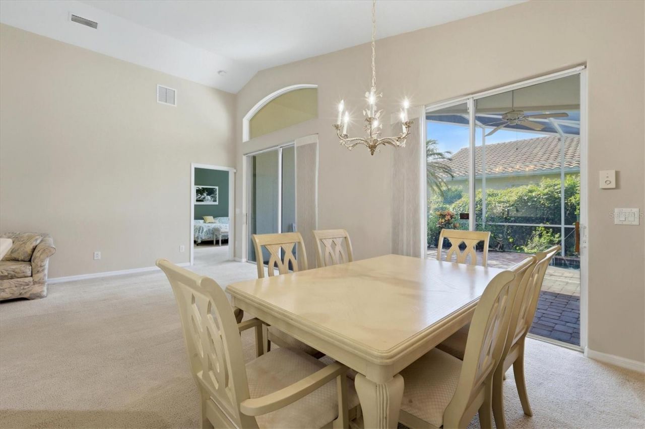 4238 65th Terrace E, Sarasota, FL 34243 Photo