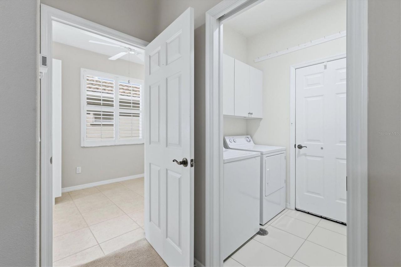 4238 65th Terrace E, Sarasota, FL 34243 Photo