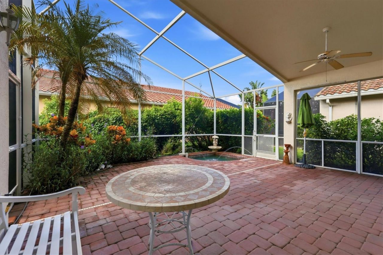 4238 65th Terrace E, Sarasota, FL 34243 Photo