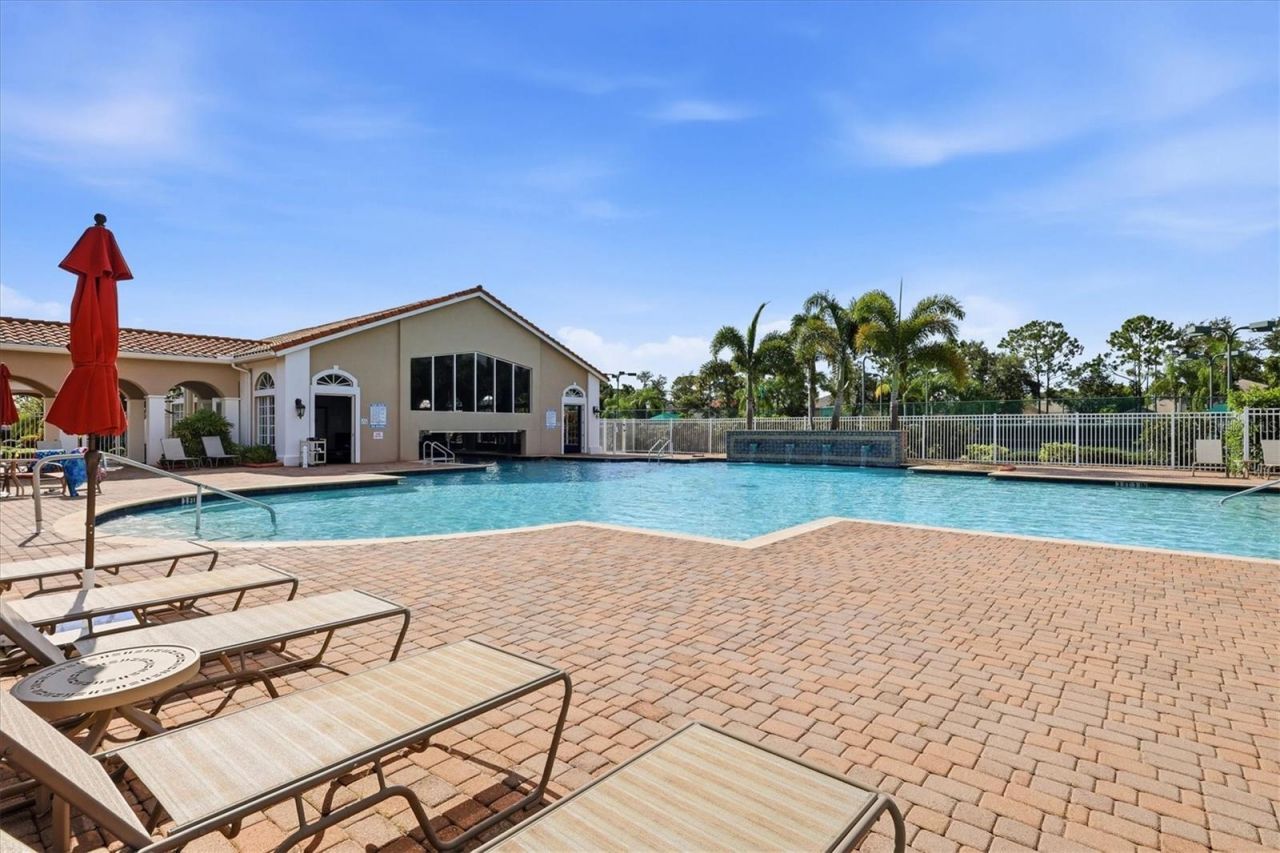 4238 65th Terrace E, Sarasota, FL 34243 Photo