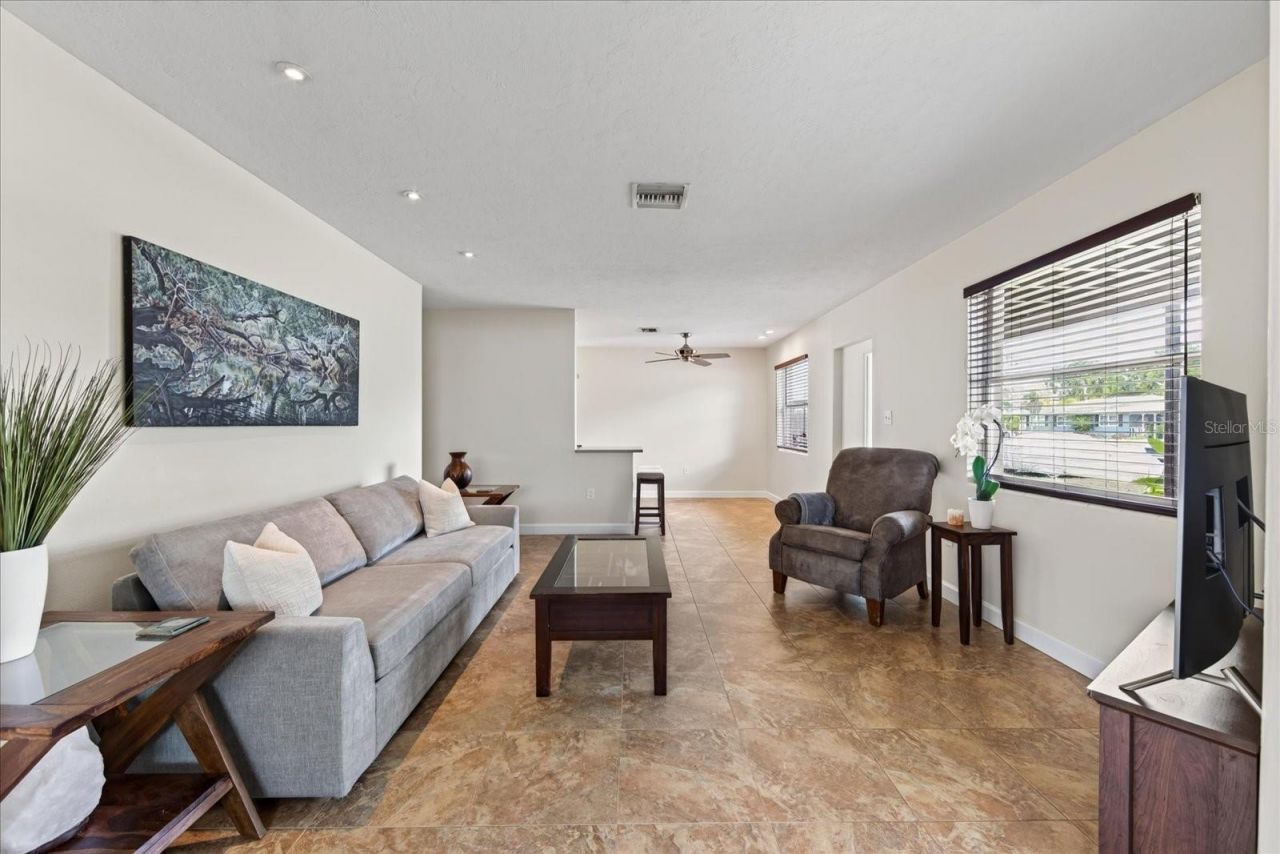 2350 Loma Linda Street , Sarasota, FL 34239 Photo