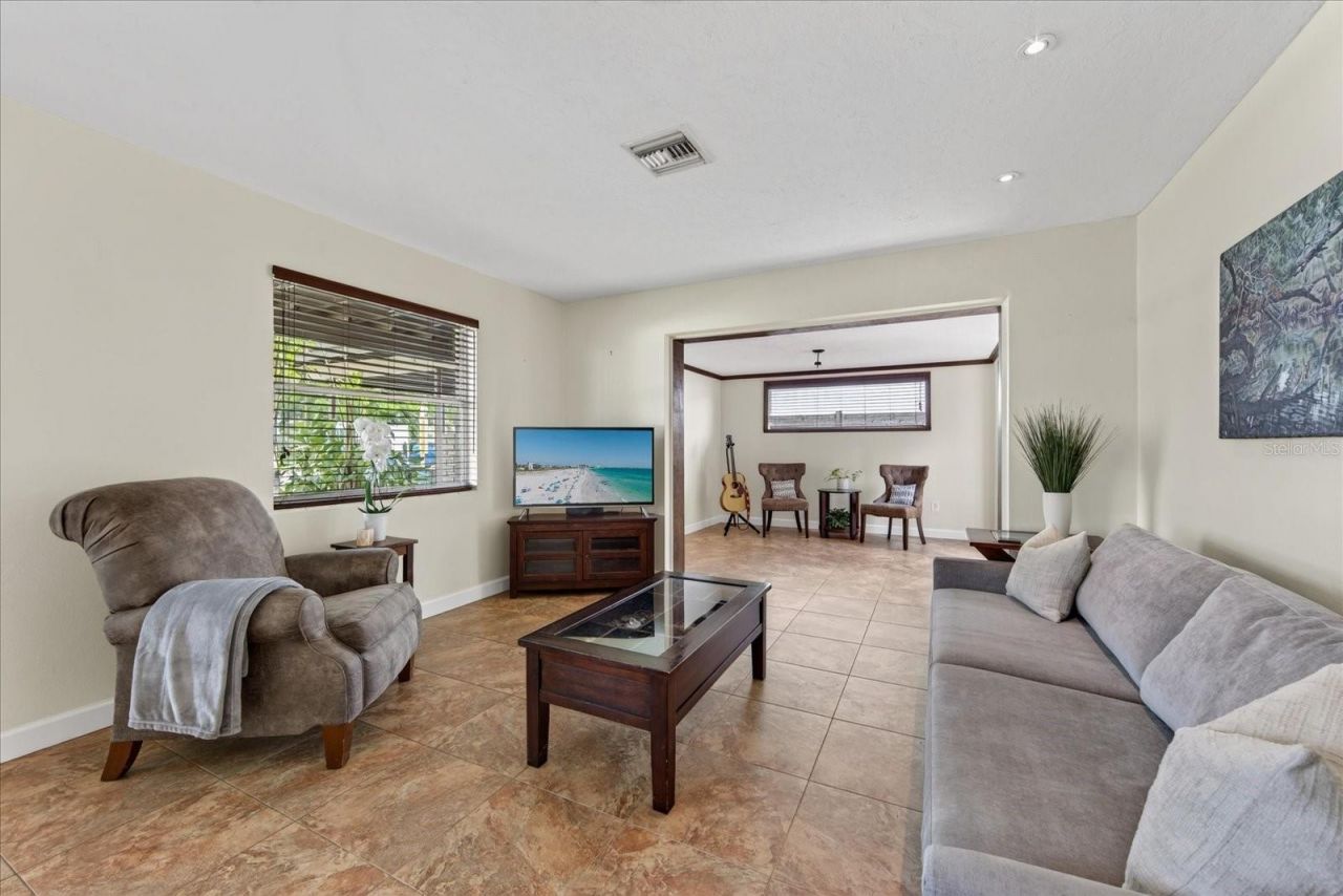 2350 Loma Linda Street , Sarasota, FL 34239 Photo