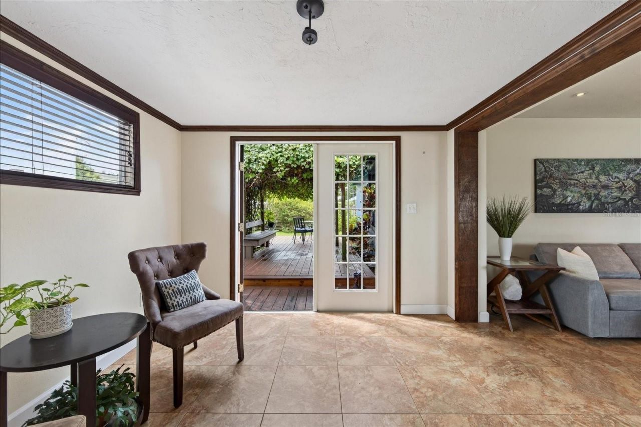 2350 Loma Linda Street , Sarasota, FL 34239 Photo