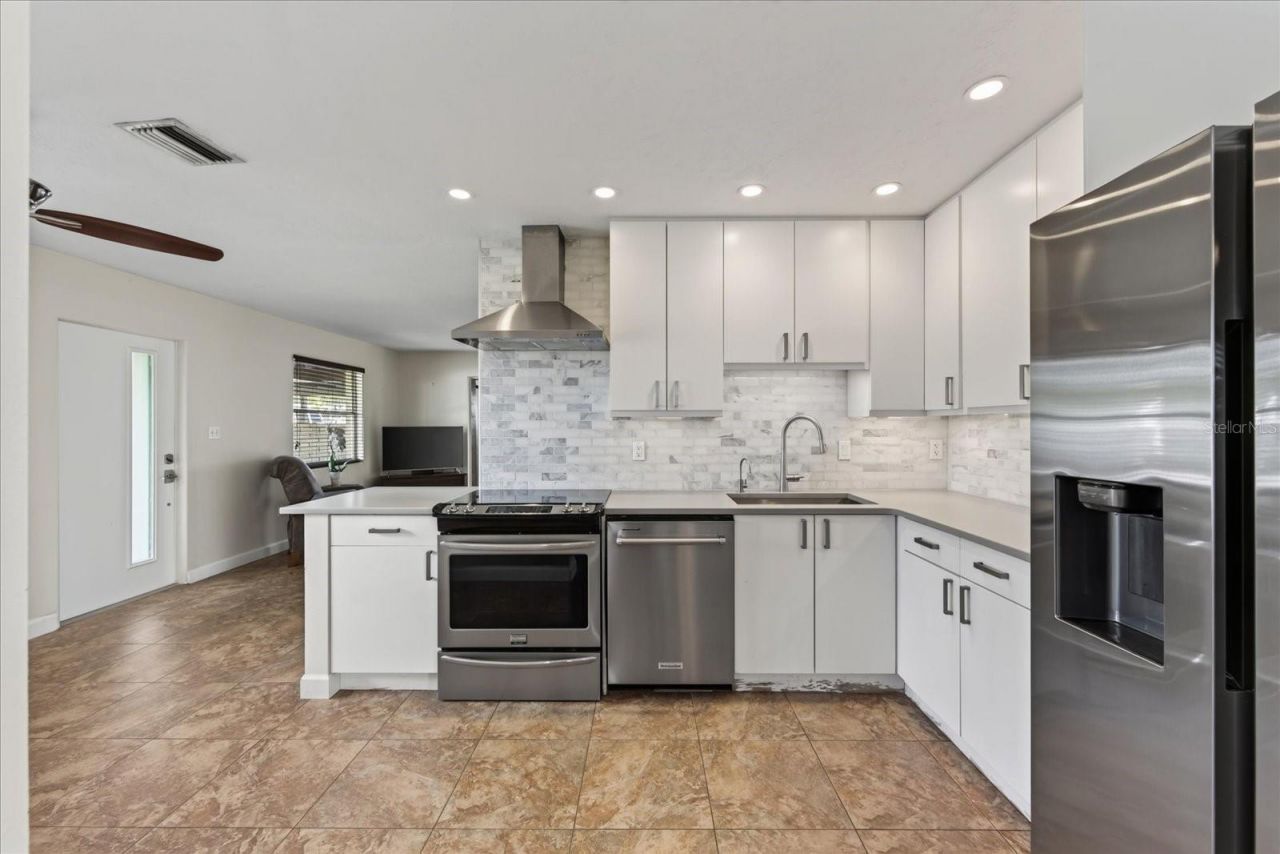 2350 Loma Linda Street , Sarasota, FL 34239 Photo