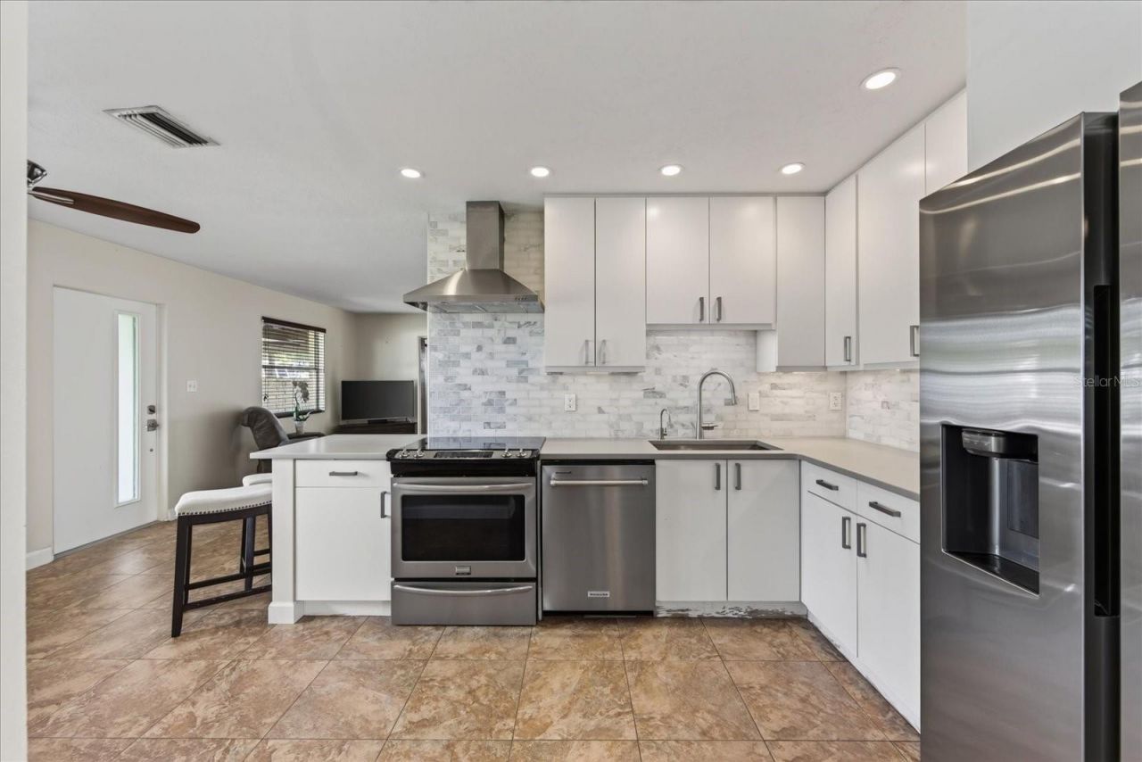 2350 Loma Linda Street , Sarasota, FL 34239 Photo