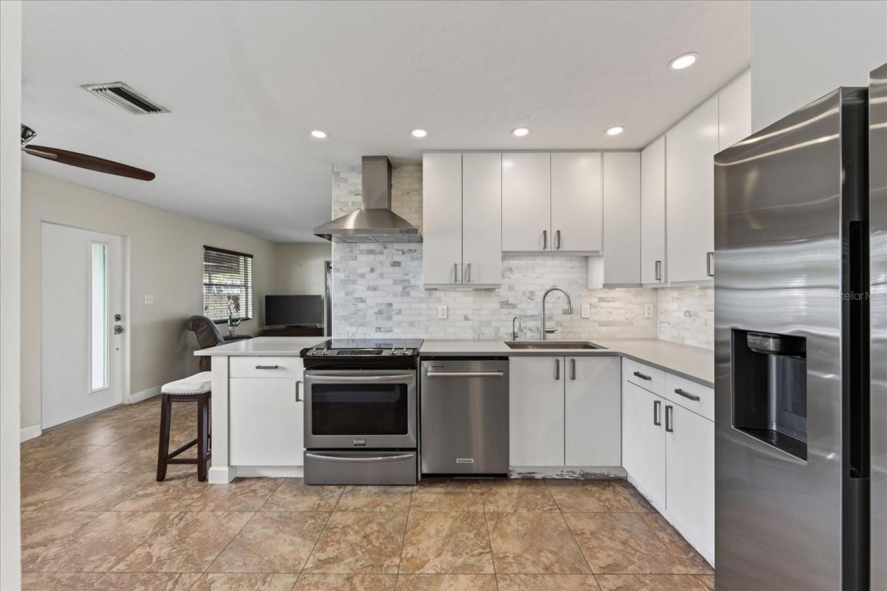 2350 Loma Linda Street , Sarasota, FL 34239 Photo