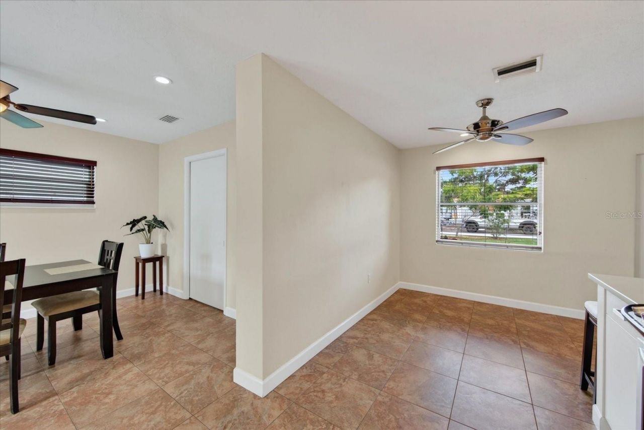 2350 Loma Linda Street , Sarasota, FL 34239 Photo