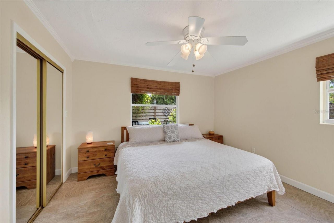2350 Loma Linda Street , Sarasota, FL 34239 Photo