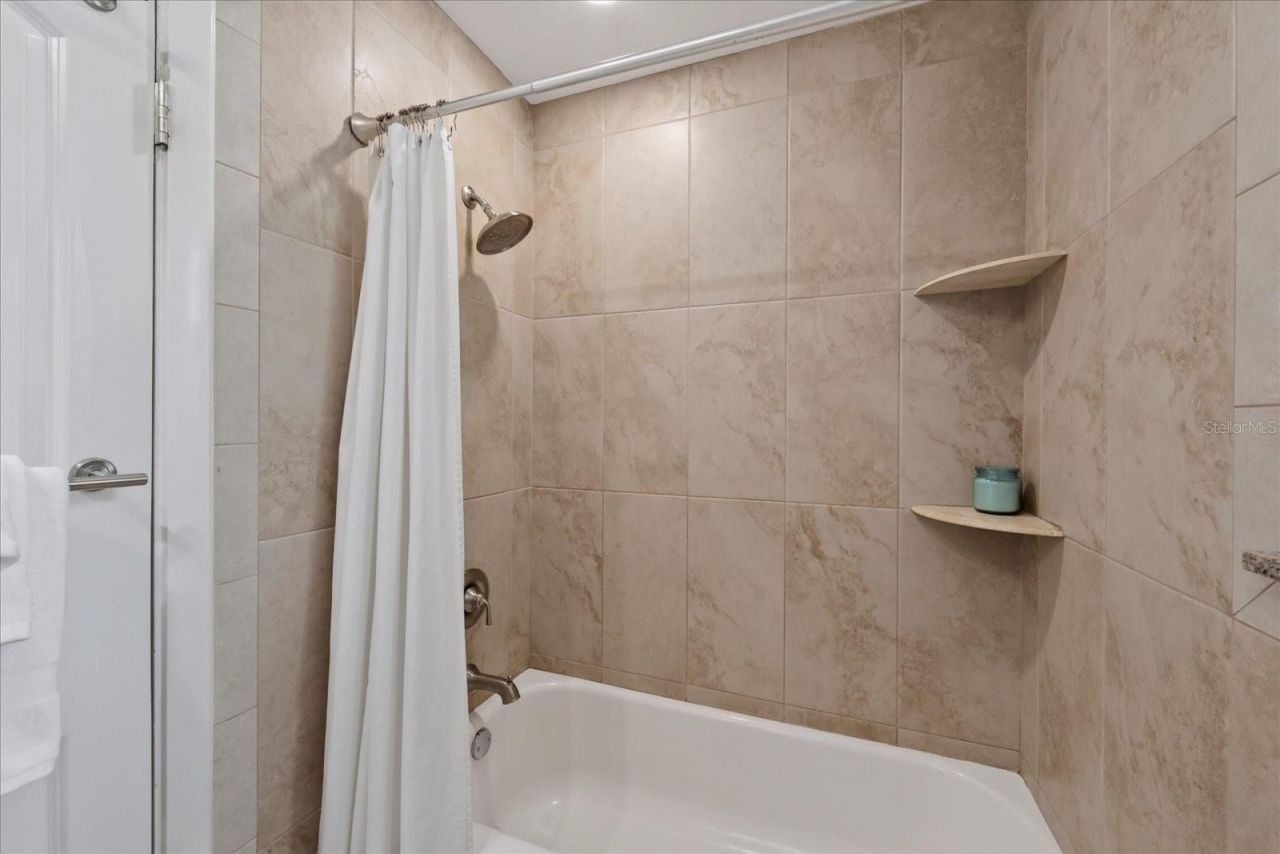 2350 Loma Linda Street , Sarasota, FL 34239 Photo