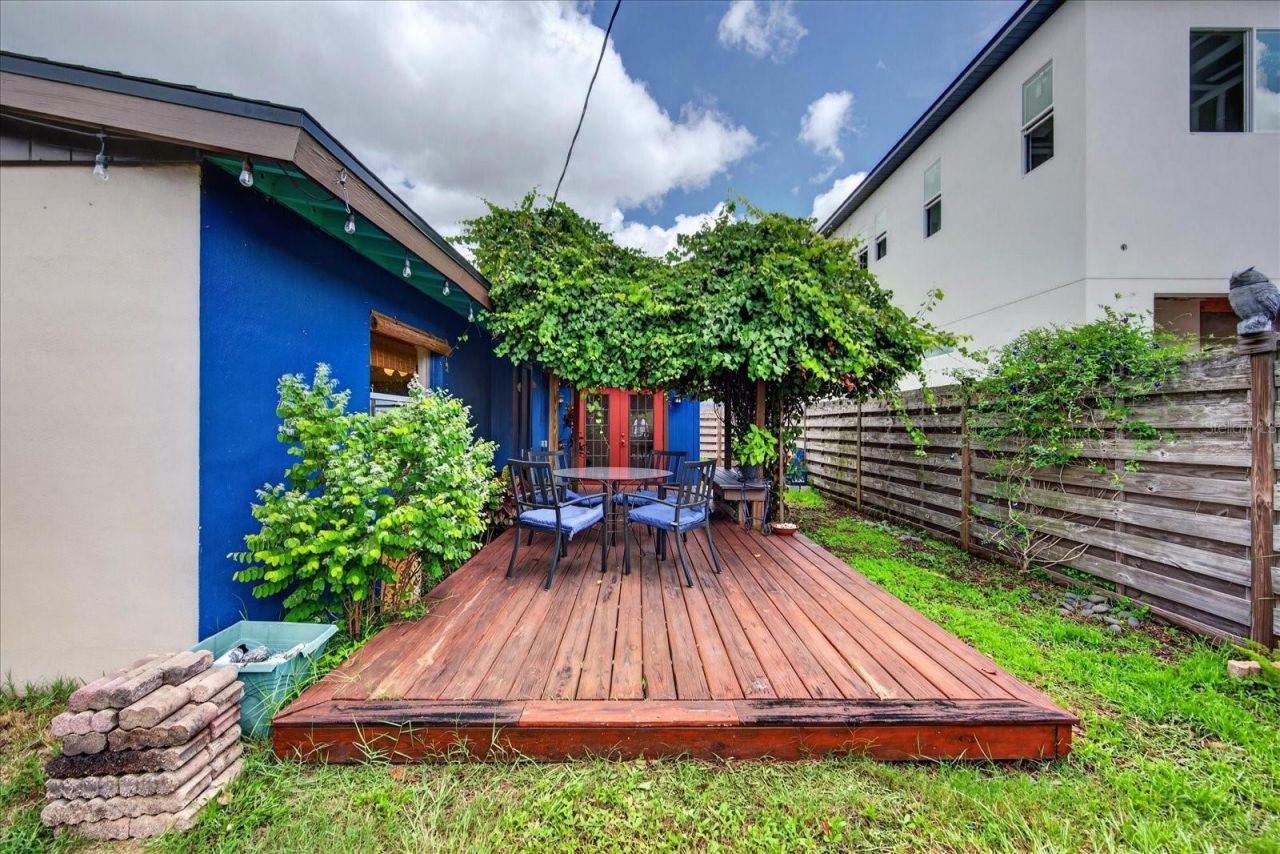 2350 Loma Linda Street , Sarasota, FL 34239 Photo