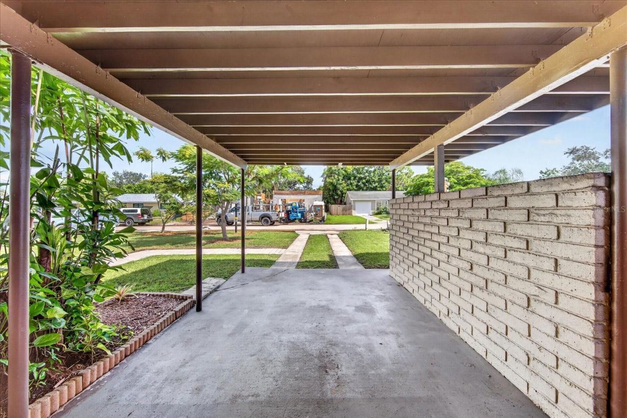 2350 Loma Linda Street , Sarasota, FL 34239 Photo