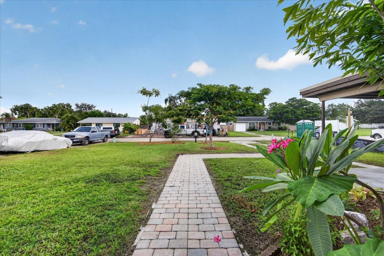 2350 Loma Linda Street , Sarasota, FL 34239 Photo