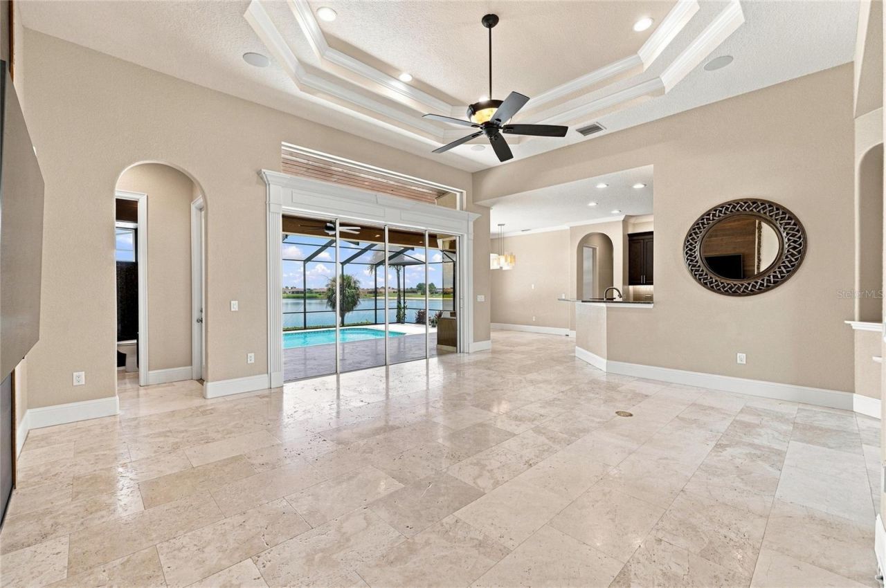 644 Hart Lake Drive, Winter Haven, FL 33884 Photo