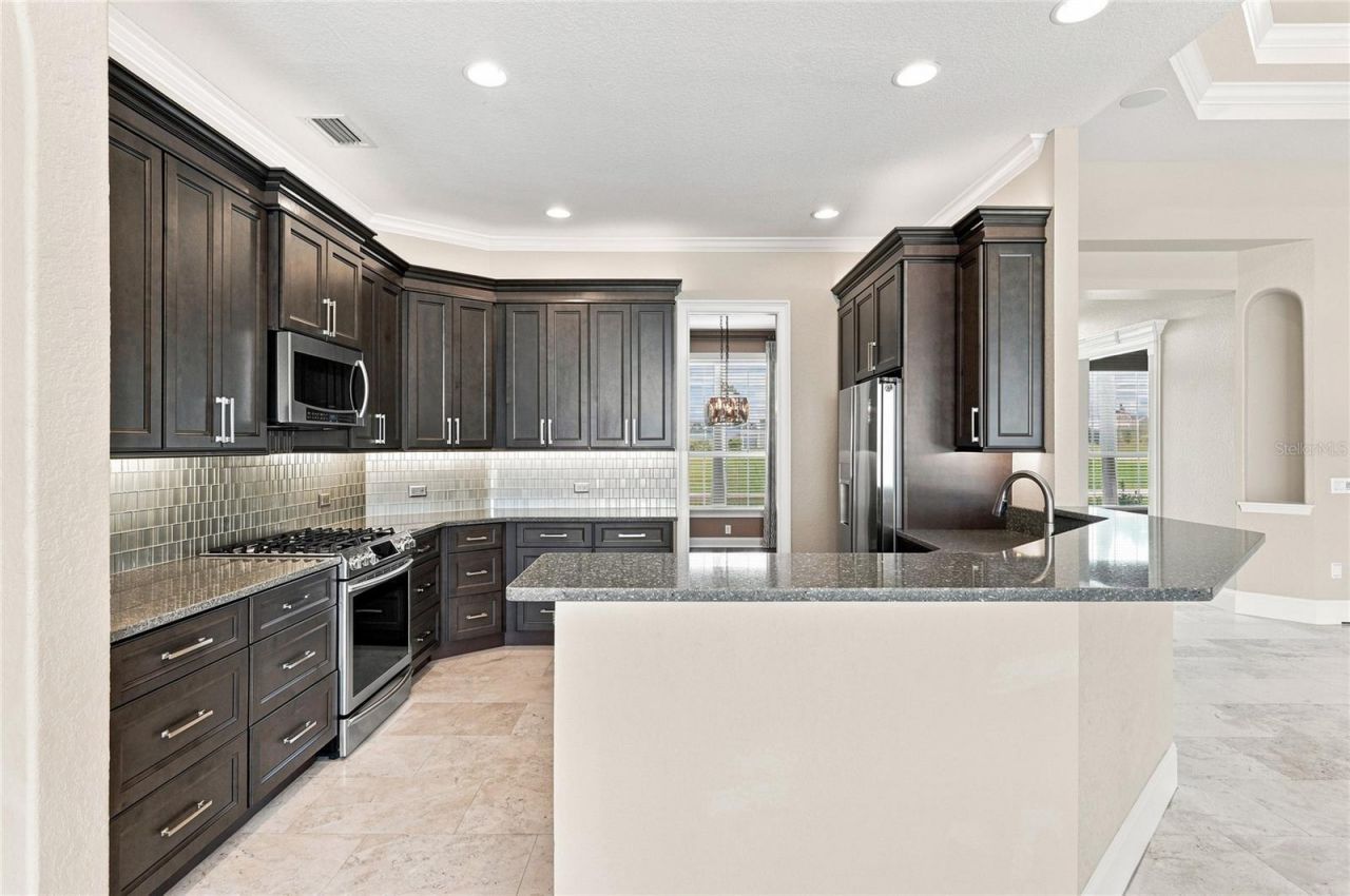 644 Hart Lake Drive, Winter Haven, FL 33884 Photo