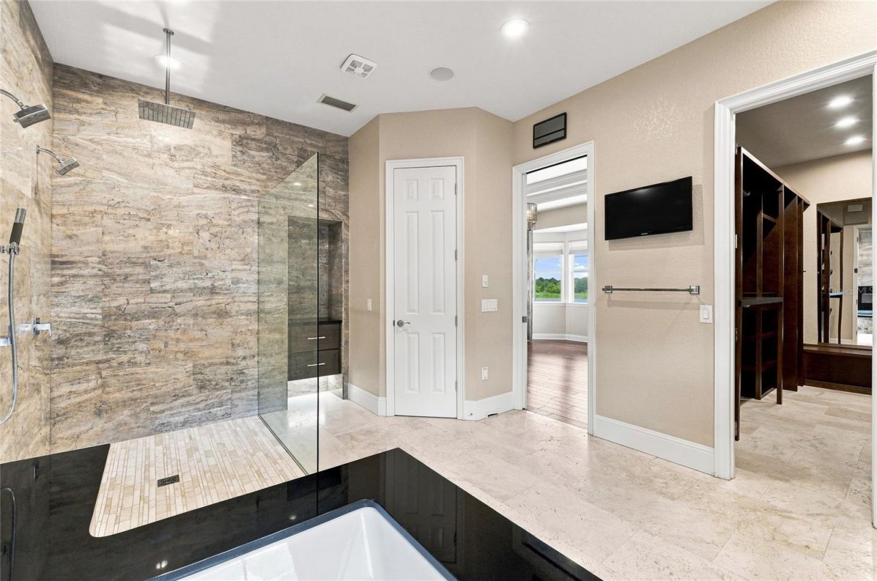 644 Hart Lake Drive, Winter Haven, FL 33884 Photo