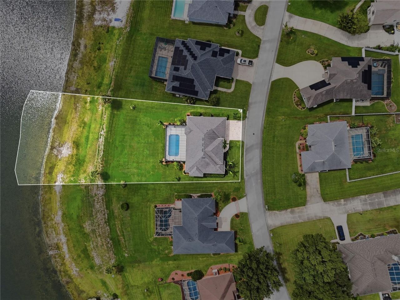 644 Hart Lake Drive, Winter Haven, FL 33884 Photo