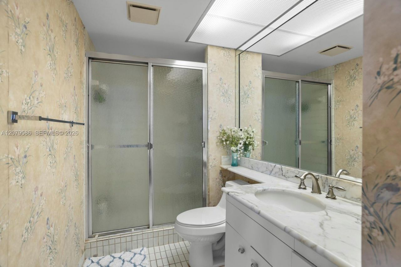 19667 W Turnberry Way , Unit 15-G, Aventura, FL 33180 Photo